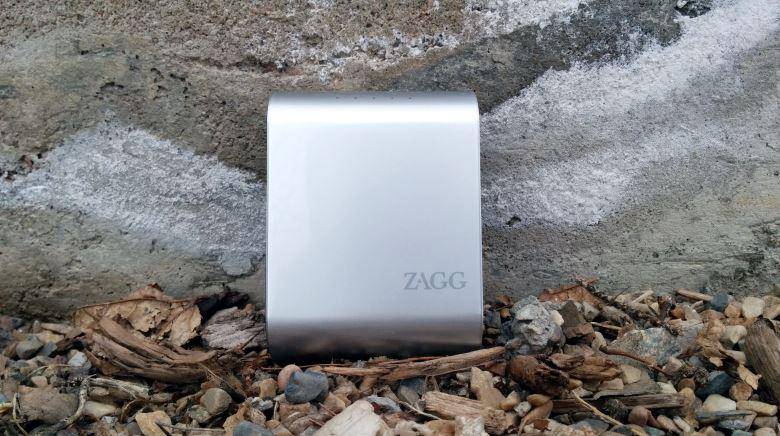 ZAGG sparq 6000, almost perfect