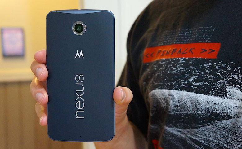 nexus-6-hand